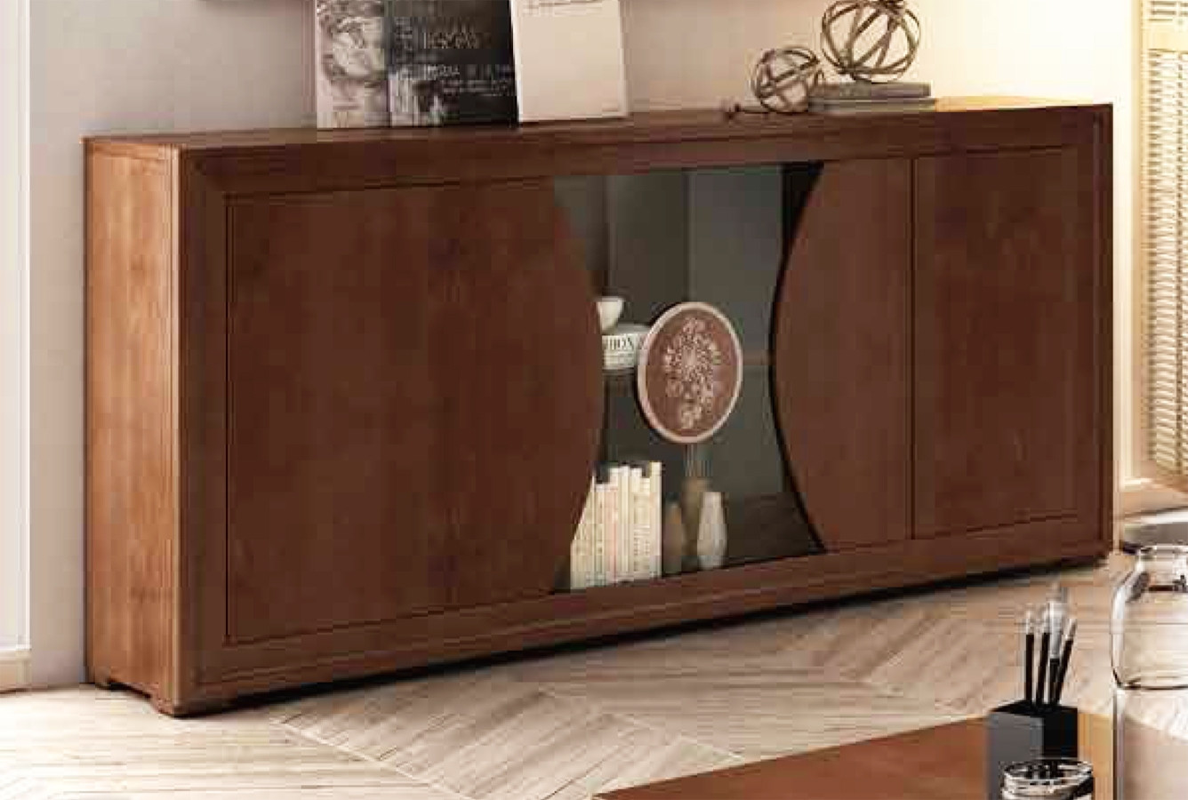 APARADOR DE MADERA ESTILO CLÁSICO Y CON 4 PUERTAS