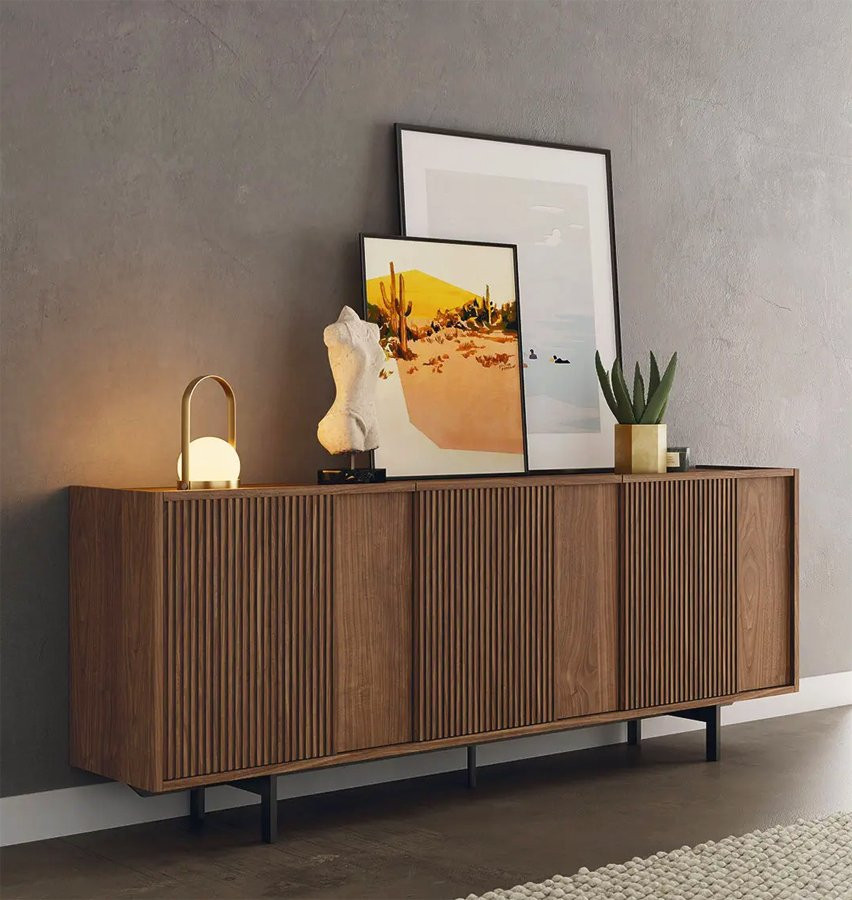 APARADOR CON PUERTAS DE DISEÑO MODERNO Y BASE METÁLICA