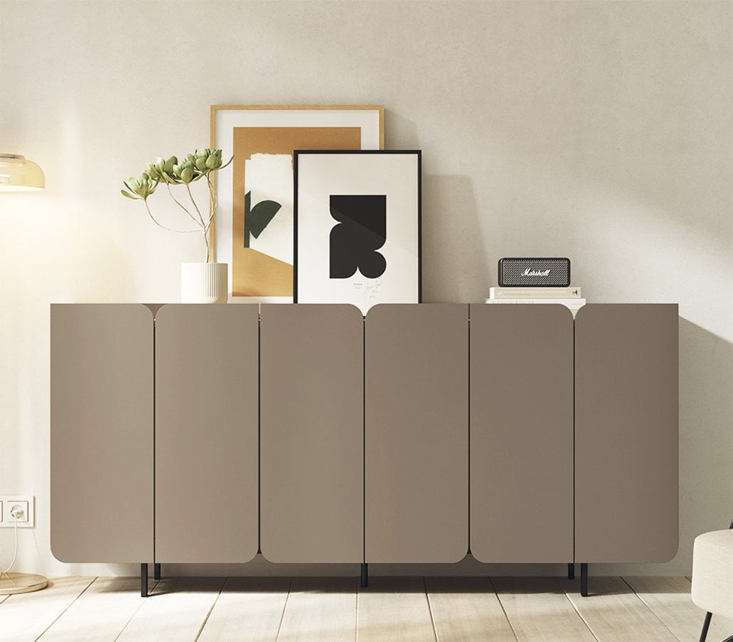 APARADOR DE DISEÑO ATEMPORAL CON PUERTAS DE LÍNEAS SUAVES Y CURVAS