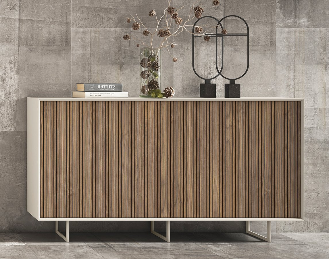 APARADOR DE DISEÑO MODERNO CON PUERTAS Y PATAS METÁLICAS - ROBLE