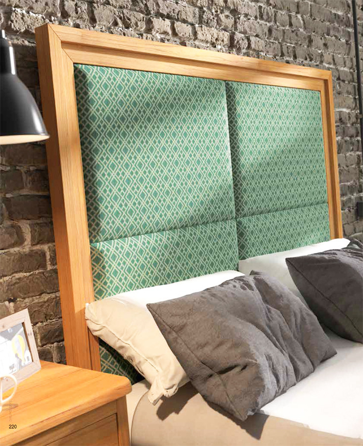 CABECERO DE CAMA PANEL TAPIZADO Y MOLDURA EN MADERA SOSTENIBLE