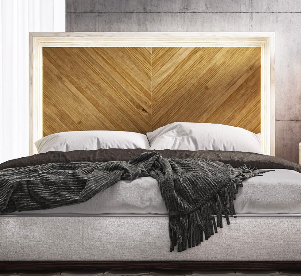 CABECERO FABRICADO EN MADERA SOSTENIBLE Y CON ILUMINACIÓN LED