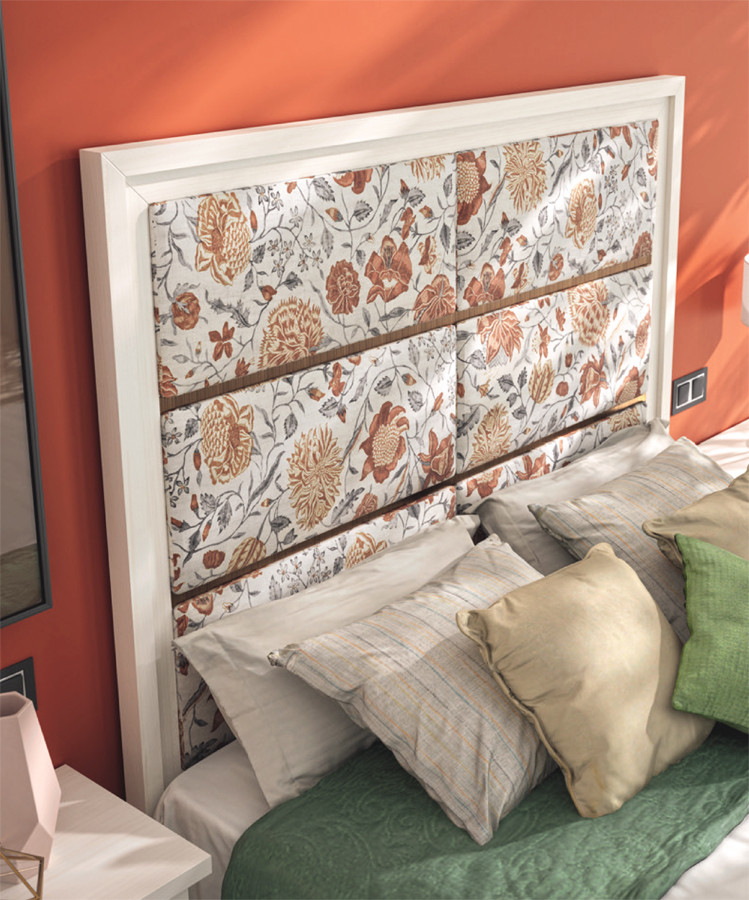 CABECERO DE CAMA CON PANEL TAPIZADO Y 2 LISTELOS HORIZONTALES