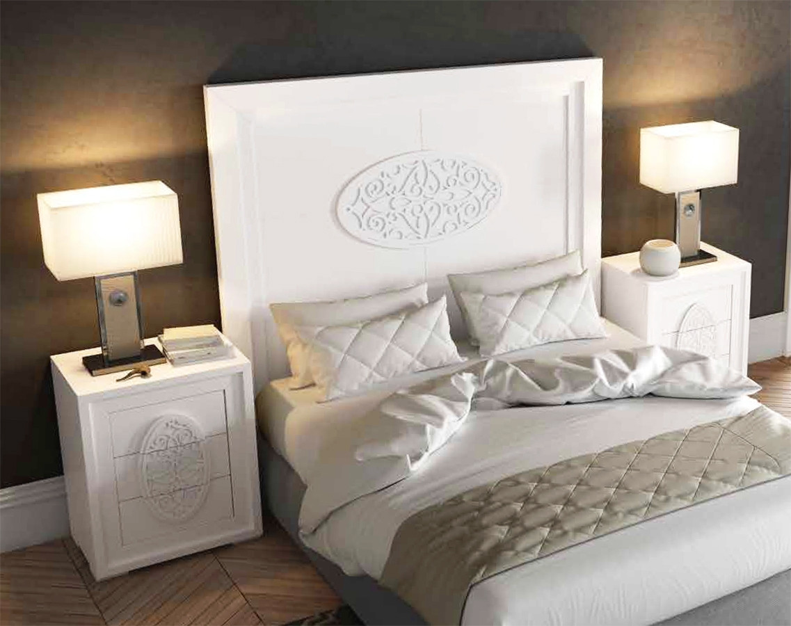 MUEBLES DORMITORIO ESTILO CLÁSICO CON DETALLE DE GRECA