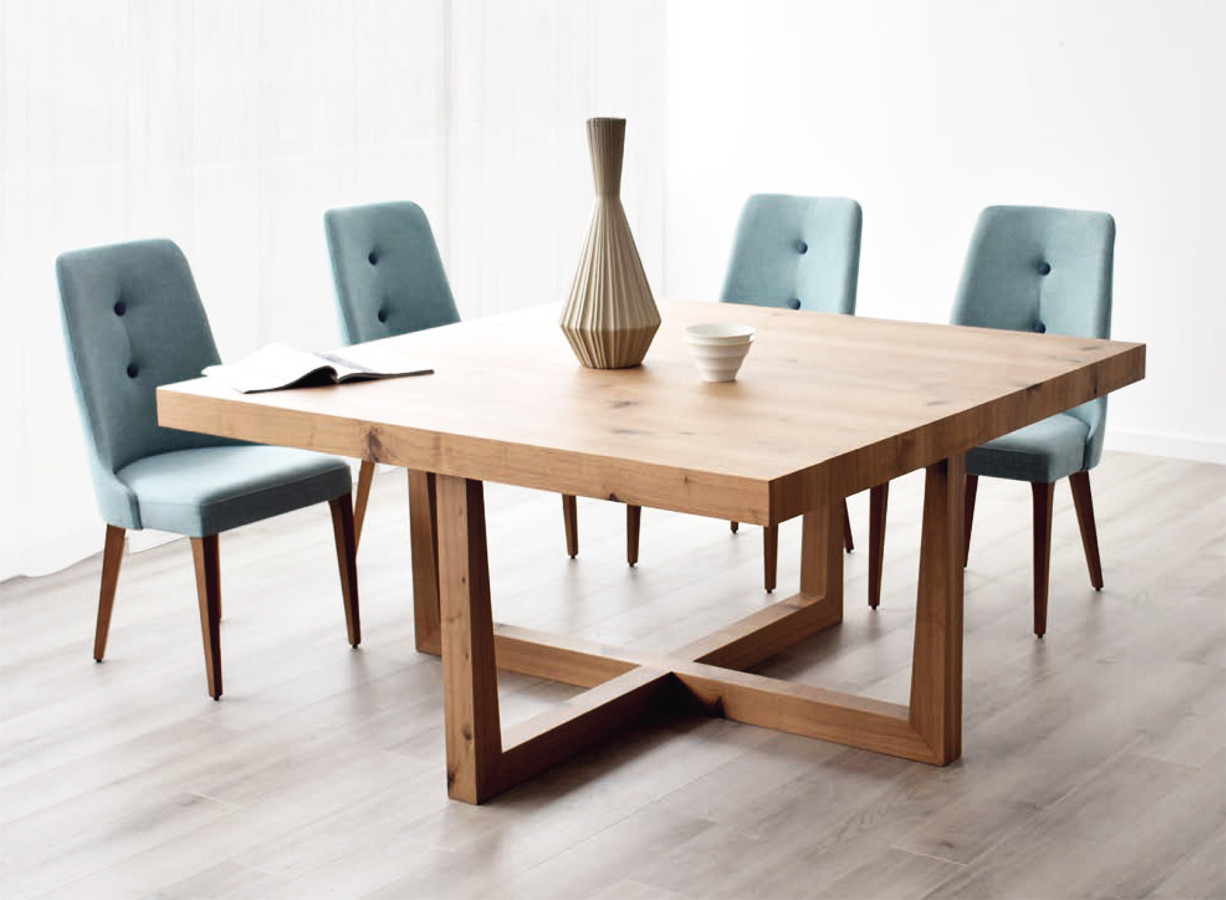 MESA CUADRADA DE GRAN CAPACIDAD ESTILO NÓRDICO MADERA - ROBLE
