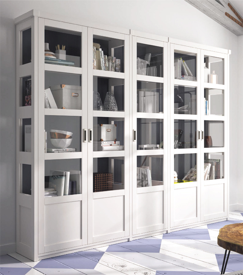 VITRINA DE MADERA CON PUERTAS CON CRISTAL PARA SALÓN