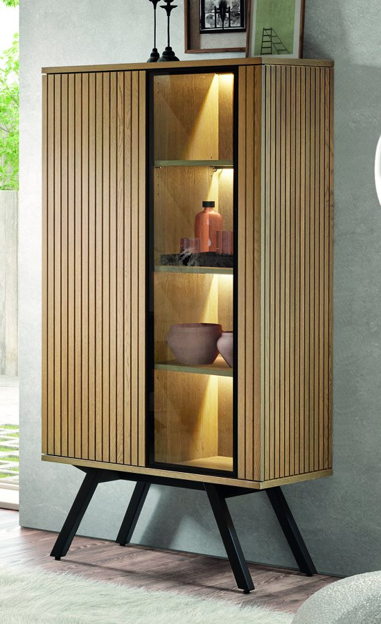 VITRINA DE ESTILO NÓRDICO EN MADERA DE ROBLE DE ORIGEN SOSTENIBLE