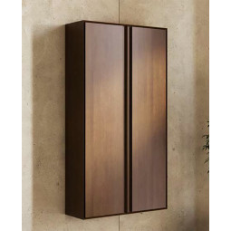 COLUMNA DE BAÑO CON BALDAS Y FABRICADA EN MADERA DE ORIGEN SOSTENIBLE