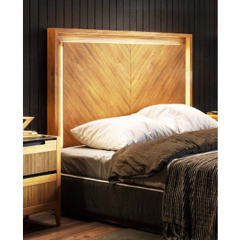 CABECERO MODERNO ILUMINACIÓN LED Y FABRICADO EN MADERA SOSTENIBLE