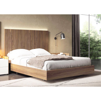 CAMA CON BAÑERA PARA DORMITORIOS DE DISEÑO CONTEMPORÁNEO - ROBLE