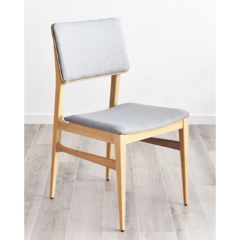 SILLA ESTILO ESCANDINAVO ASIENTO Y RESPALDO TAPIZADOS MADERA HAYA