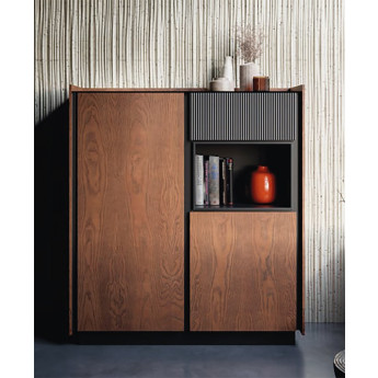 APARADOR ALTO DE DISEÑO CONTEMPORÁNEO CHAPA MADERA FRESNO